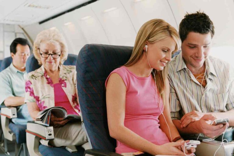 aereo passeggeri buone maniere regole