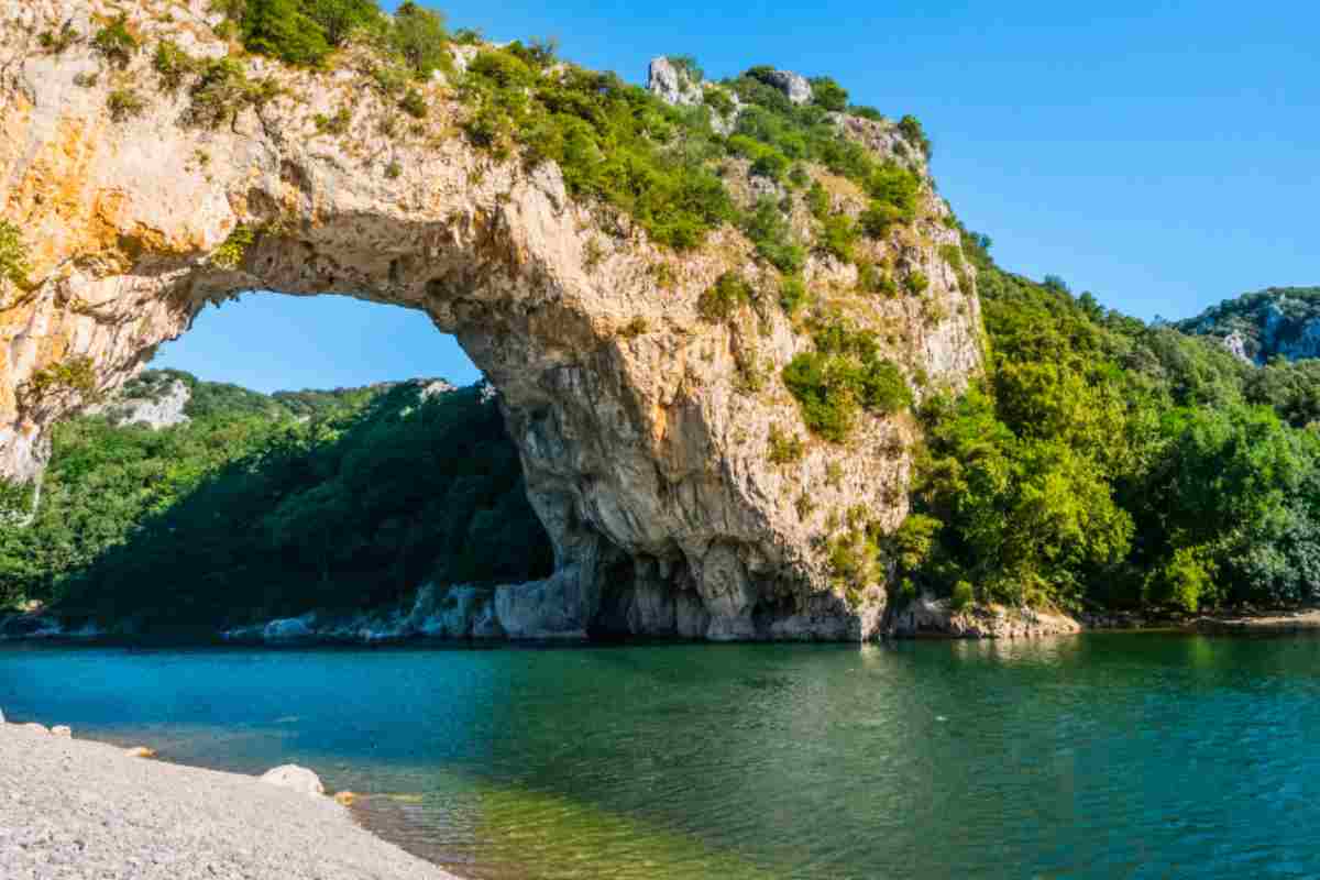 ponte naturale luoghi da visitare italia più belli