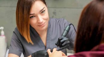Il nuovo accessorio delle influencer per la manicure: utile o solo una moda?