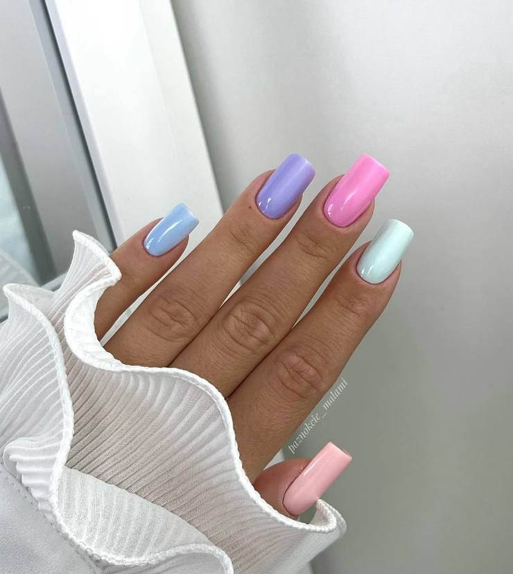 unghie multicolor