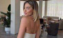 martina ioannon girata di spalle che manda un bacio