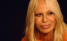 donatella versace sorride